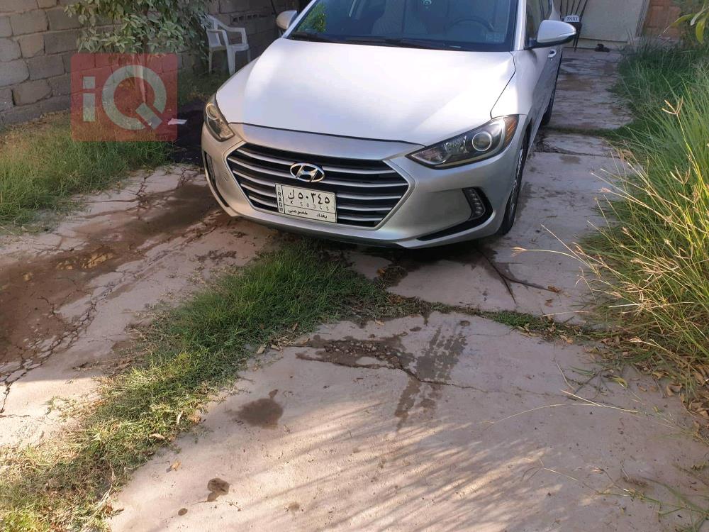 هیوندای ئەلەنترا